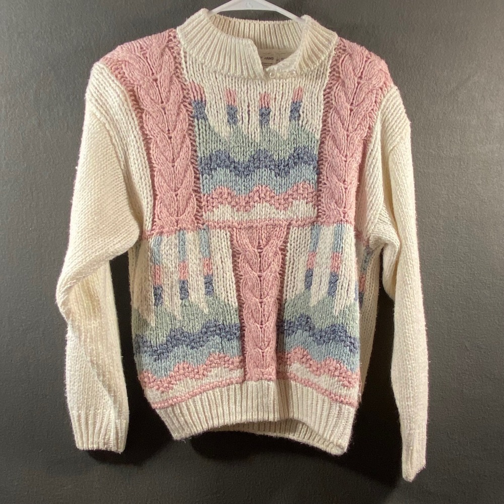 vtg hand knit cable Sweater Womens Large Cream Pastel Vintage Pearl cottage fair